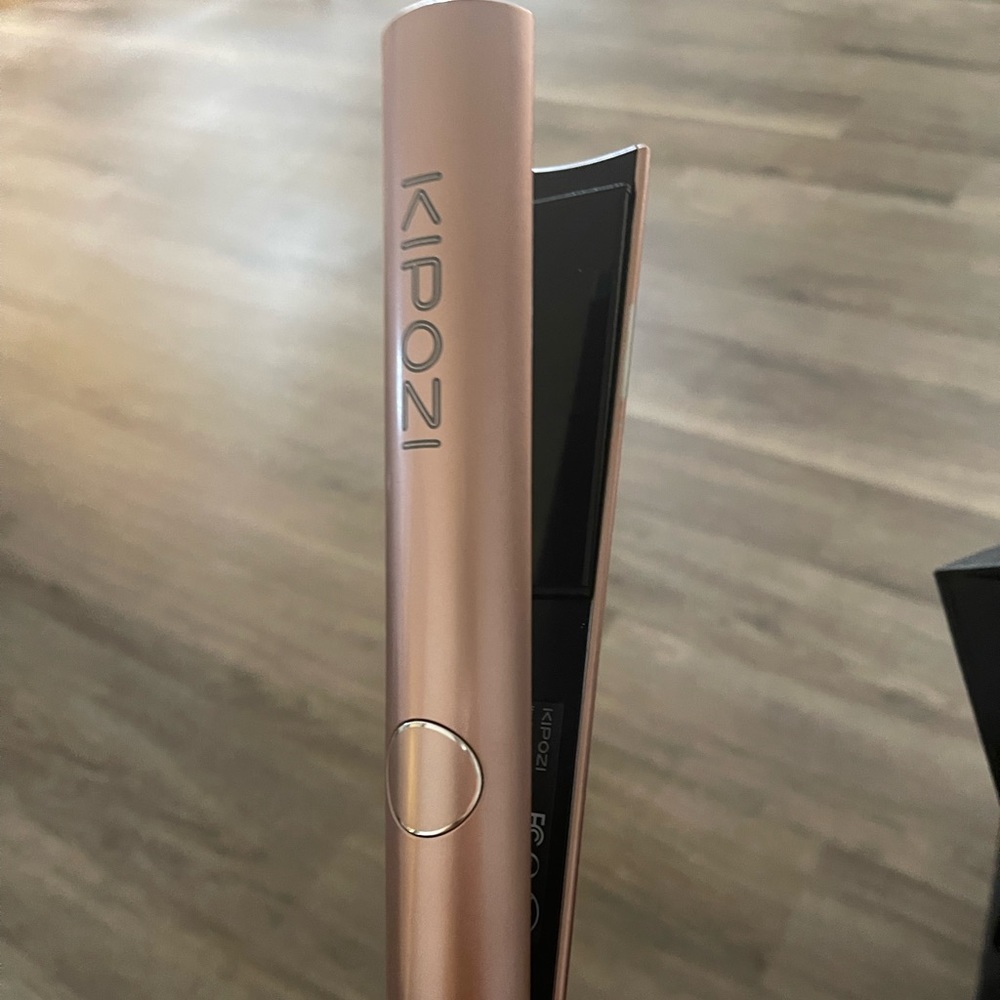 Kipozi Flat iron straightener with heat-proof gloves with original packaging